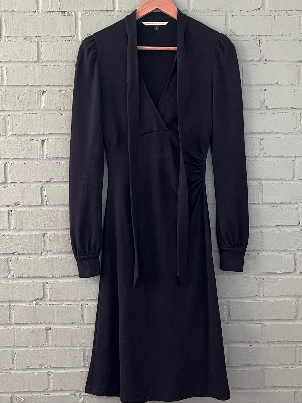 Diane Von Furstenberg Black Long-Sleeve Tie-Neck Midi Dress